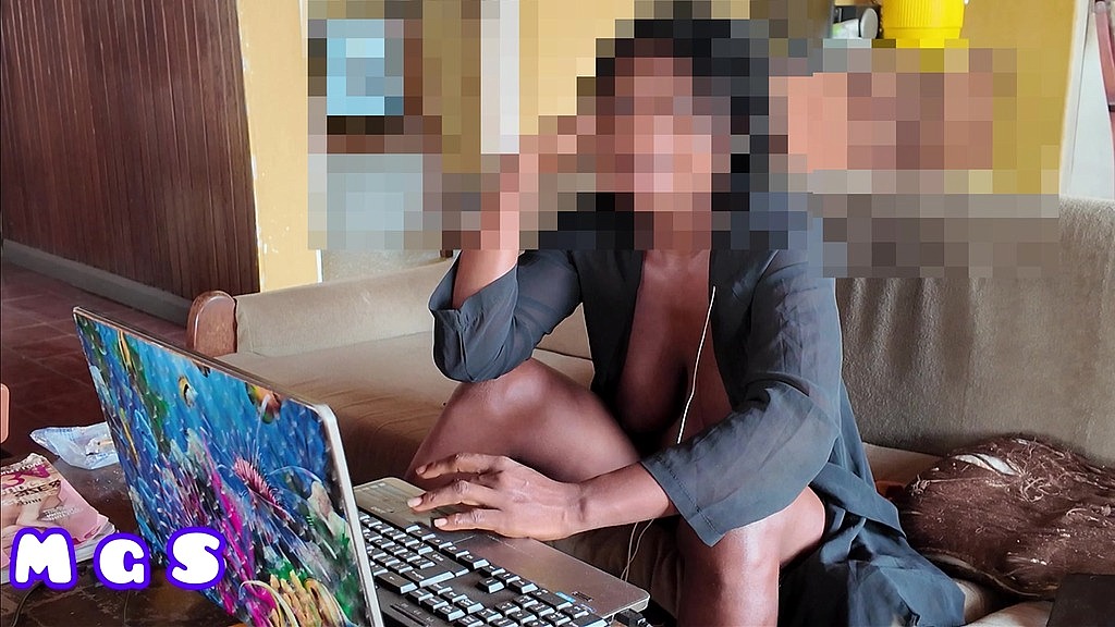 office slut (Akosuakumaa) office slut (Akosuakumaa)