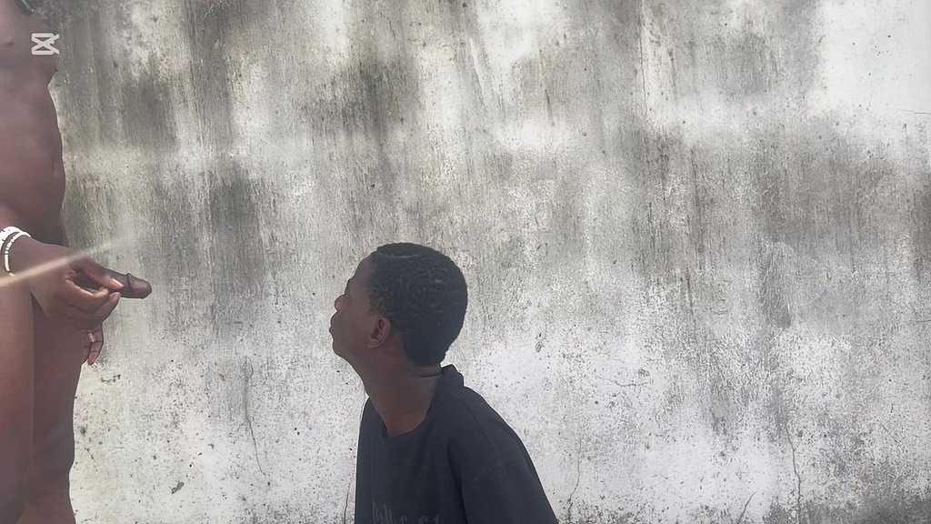 hot outside fuck (Blackdaniel1, Baddestboix) hot outside fuck (Blackdaniel1, Baddestboix)
