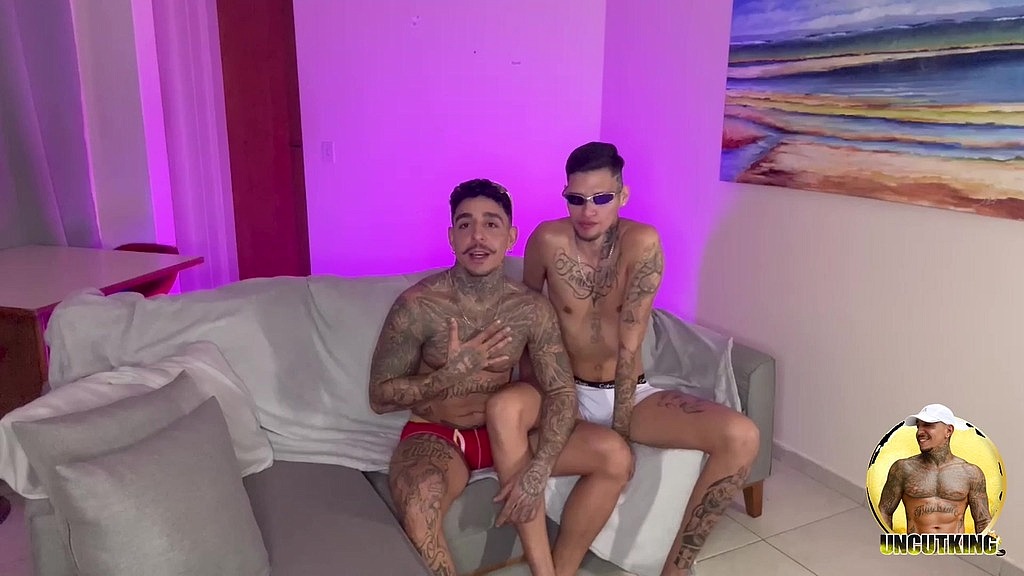 maloca sentando de pau duro no bombado. (Henrique Karvalho,Hayden Gotti) maloca sentando de pau duro no bombado. (Henrique Karvalho,Hayden Gotti)