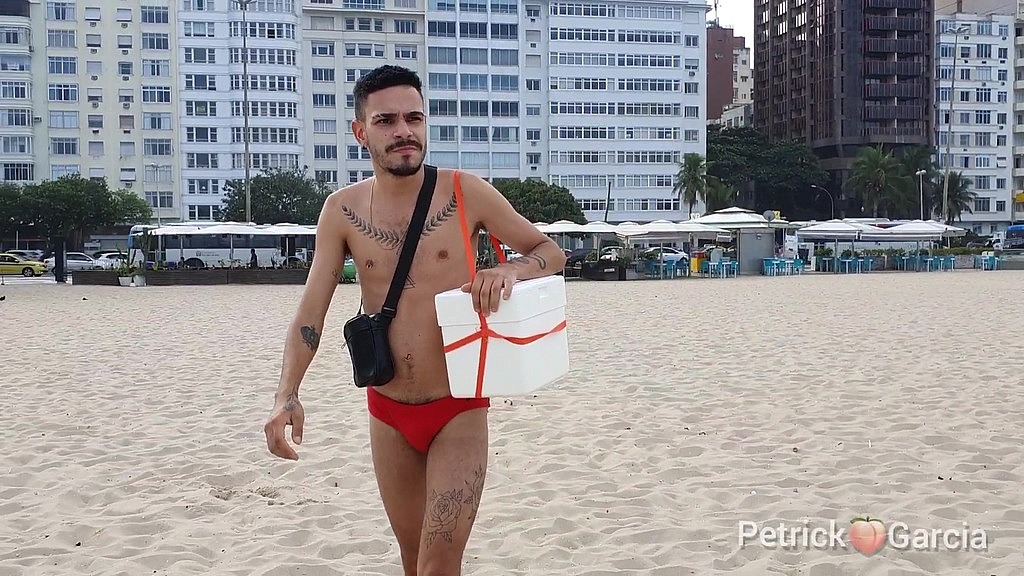 vendedor de picole soube cuidar dos desejos do cliente (Guilhermedott, Petrick Garcia) vendedor de picole soube cuidar dos desejos do cliente (Guilhermedott, Petrick Garcia)