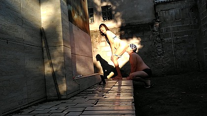 Amateur couple ass licking outside.