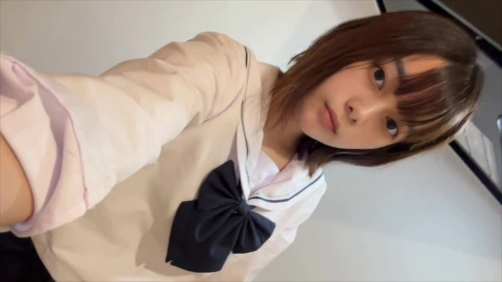 おか○さんが帰ってこないうちにキッチンでオナニーしてみました。おまんこから沢山愛液が出て気持ちよかったです。 (Momoka) おか○さんが帰ってこないうちにキッチンでオナニーしてみました。おまんこから沢山愛液が出て気持ちよかったです。 (Momoka)