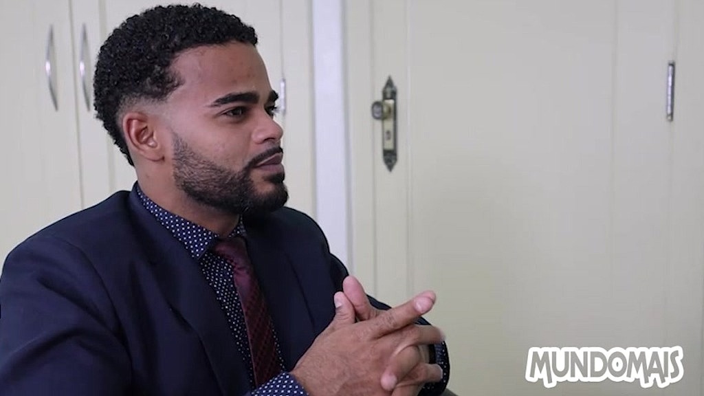fiz uma entrevista e deu meu cuzinho pro cara engravatado! (Kaio Negao Carioca, Deel Black) fiz uma entrevista e deu meu cuzinho pro cara engravatado! (Kaio Negao Carioca, Deel Black)