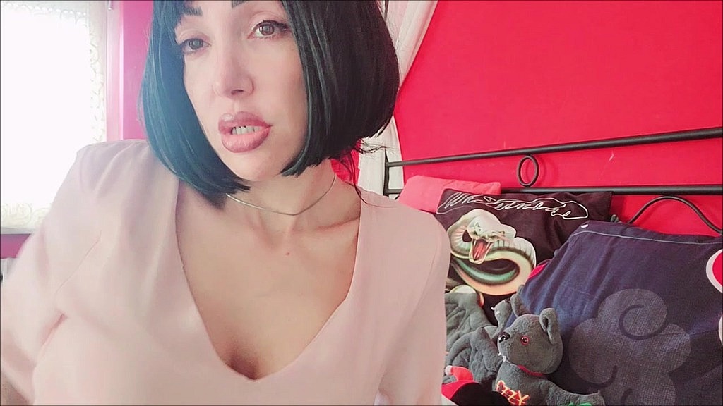 Chantal channel: chantalchannel - dirty talkin to your stepmom-parlo male delle tua matrigna e ti umilio (AnalVids.com) chantalchannel - dirty talkin to your stepmom-parlo male delle tua matrigna e ti umilio (Chantal channel)