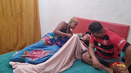 Minha meia-irma me emprestou o marido.