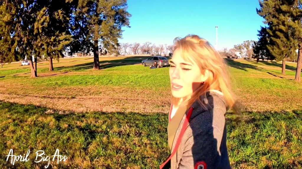 drinking liters of pee in the street with my stepfather, yellow pee and in public!!!
