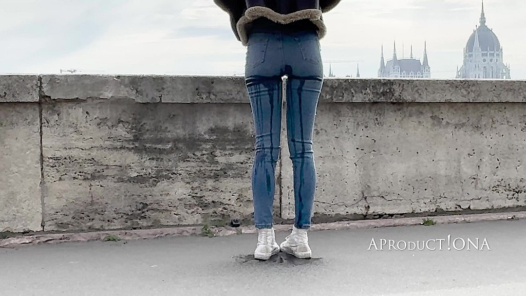 wetting her jeans on the streets of budapest (Megan Love, Bonieboy) wetting her jeans on the streets of budapest (Megan Love, Bonieboy)