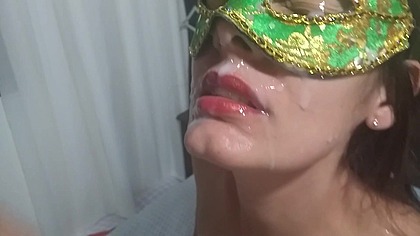 Compilacao de porra na boca engolindo leite