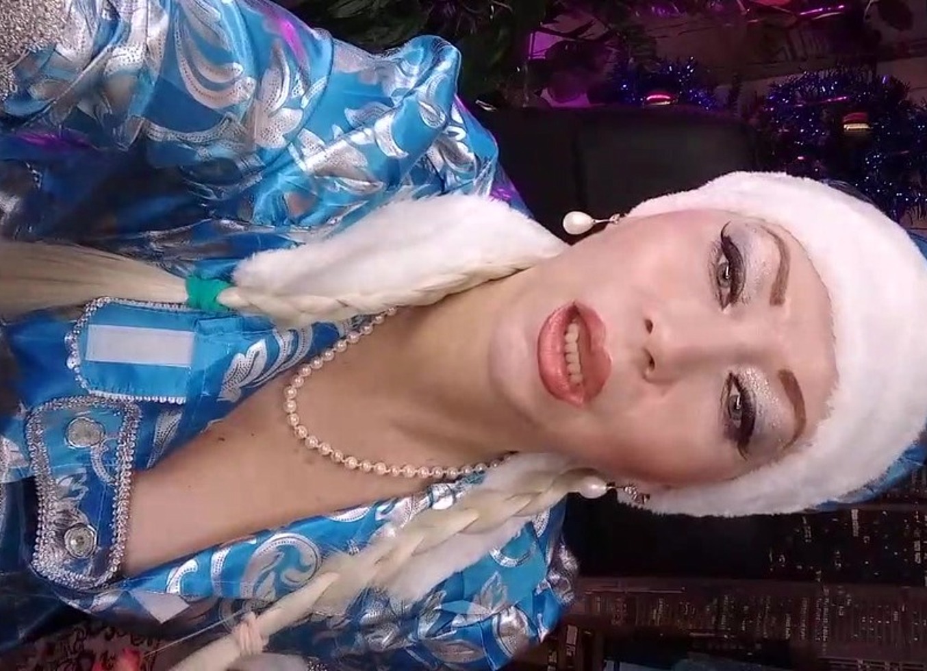 Fucking Christmas At Aimee & Peter's-2. Santa Claus's Cock In Close-Up & Mature Santa Girl Cocksucker!