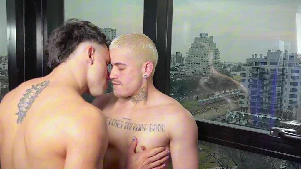 fazendo o amigo de puta. (Drago, Dh Zayd) fazendo o amigo de puta. (Drago, Dh Zayd)
