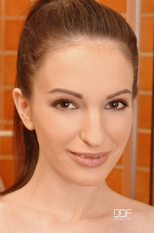 Snatch Showing in the Shower! #1