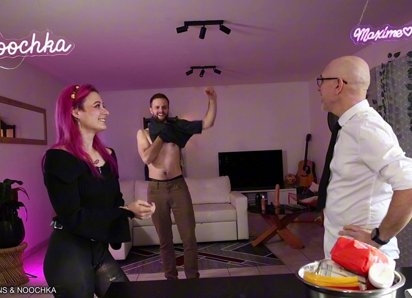 Delivroubignole - Getting Fucked And Breed Next To Her Date With : Maxime Horns Noochka & Davy