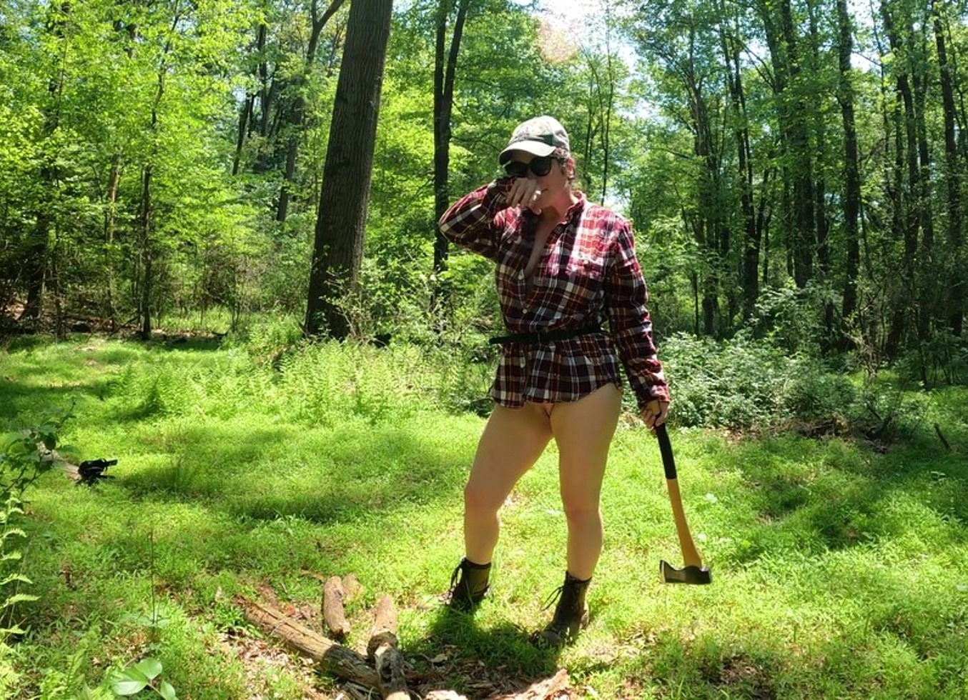 Pawg Lumberjack - Naked in the Woods