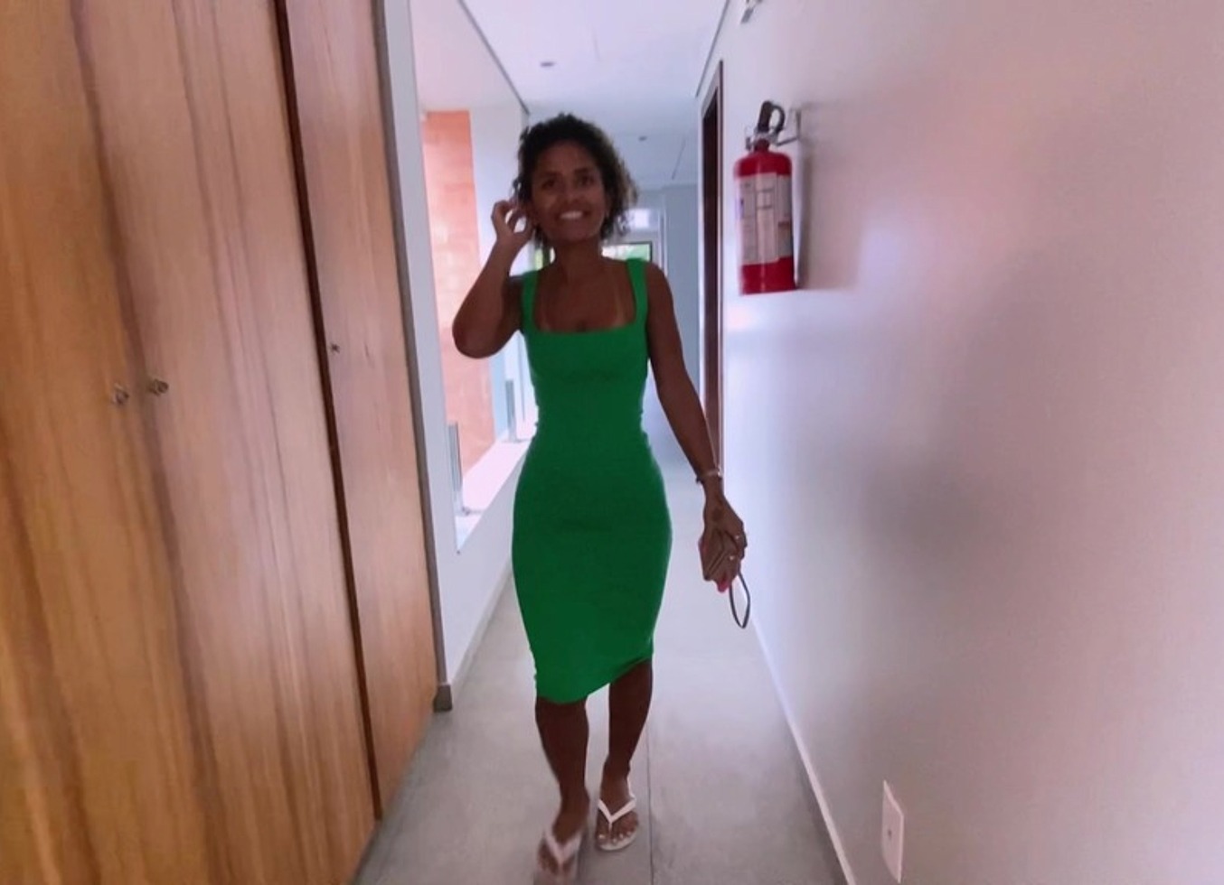 I Called the Hottie to the Restaurant Bathroom and Ate the Naughty Ass Right There, We Almost Got Caught