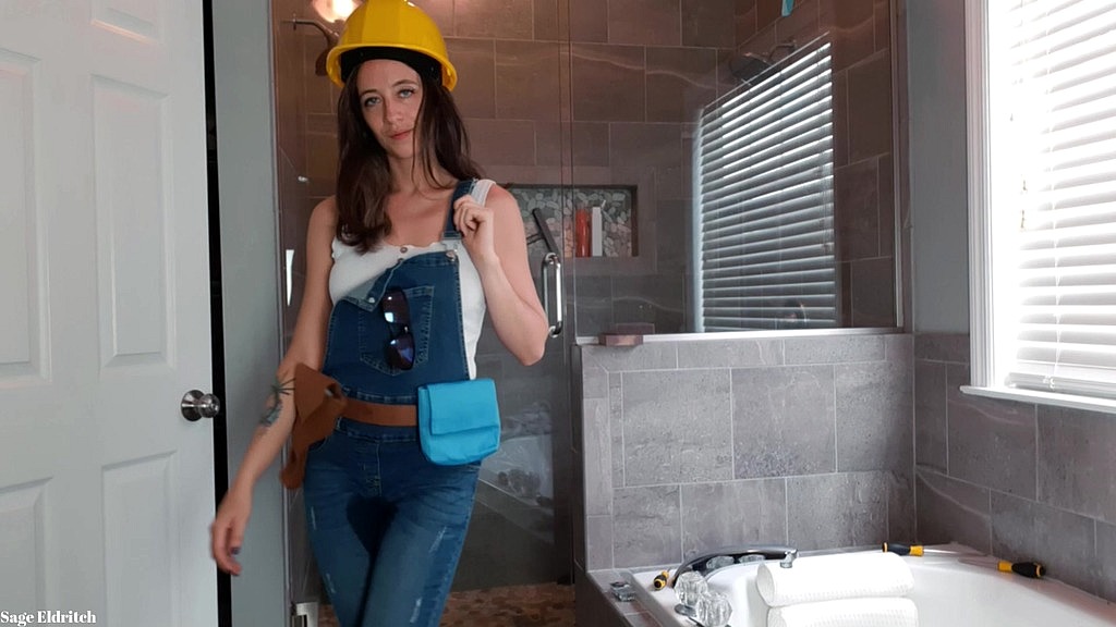 construction worker pees in her jean overalls (SageEldritch) construction worker pees in her jean overalls (SageEldritch)