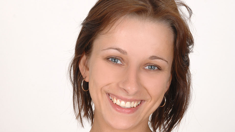 Sexy newcomer getting naked