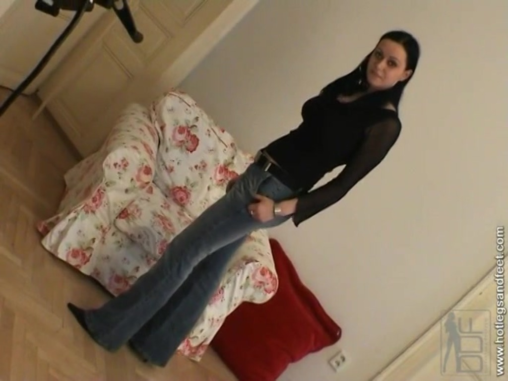 Raven haired and ready for a go!