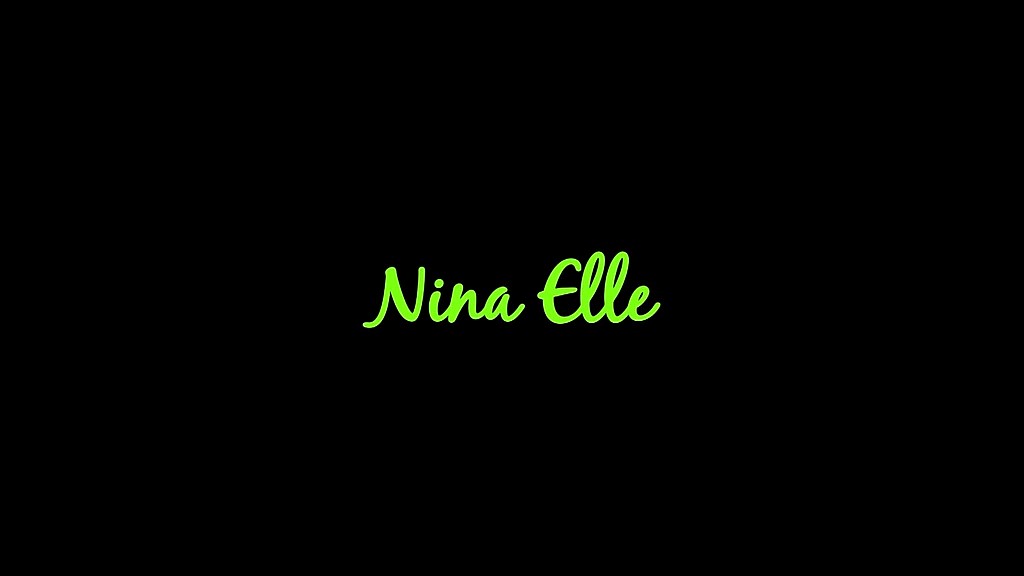Nina Elle fa una sega e si fa scopare le tette da Tony Martinez con il suo grosso cazzo (Nina Elle, Tony Martinez) nina elle handjob and titfucks tony martinez big cock (Nina Elle, Tony Martinez)