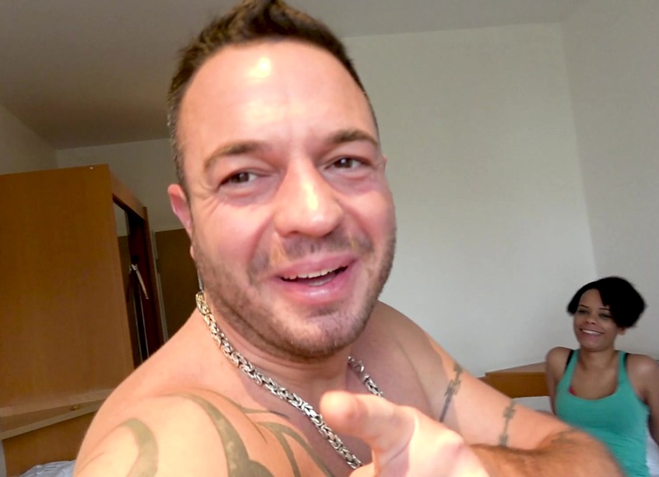 Enges Teen Will Es Ohne Kondom