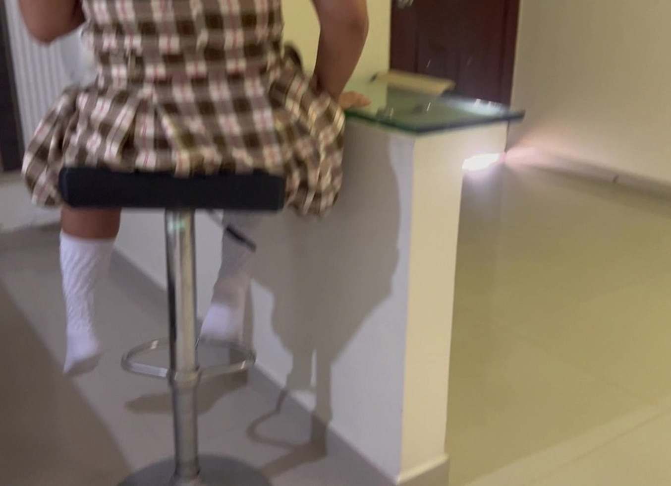 Hijastra Culona En Uniforme Escolar Traga Semen De Su Padrastro Despues De Clases