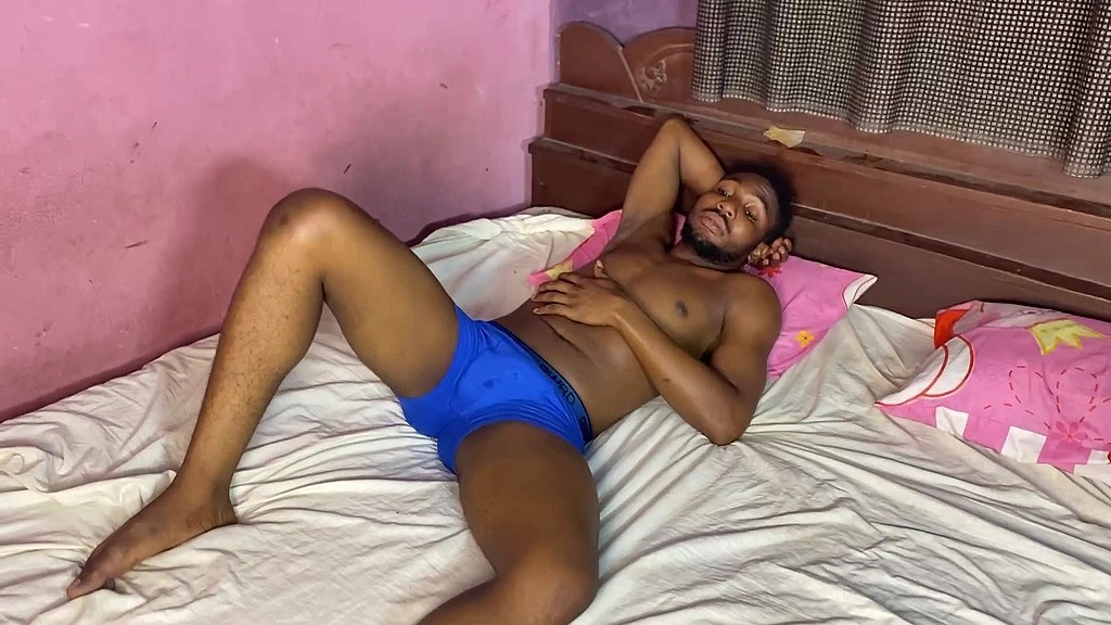the most sweetest pussy (SexyVee, Fineboyt) the most sweetest pussy (SexyVee, Fineboyt)