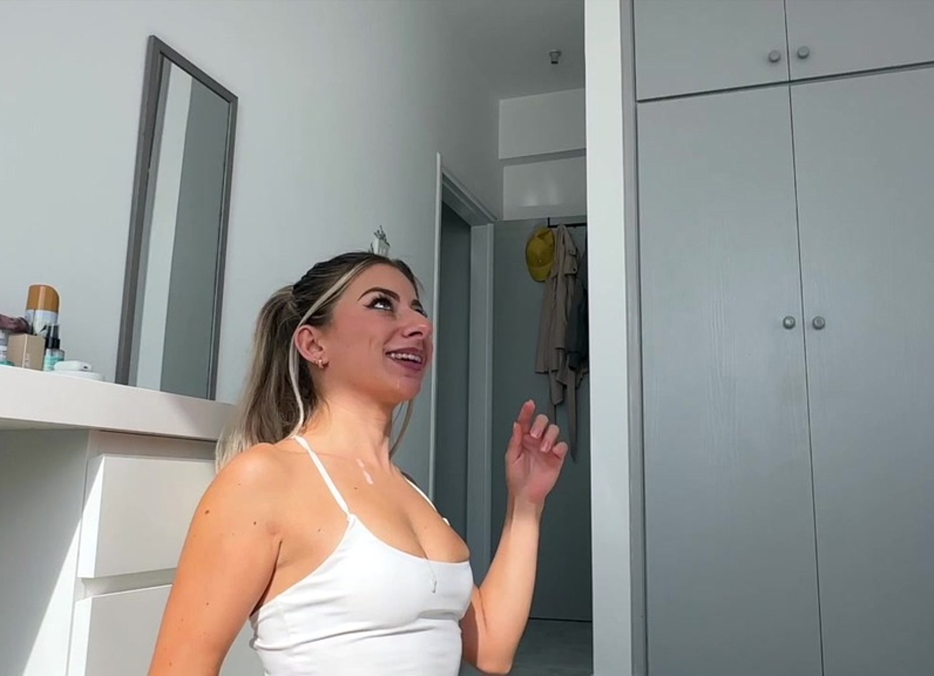 Dovevo Solo Portare I Miei Documenti Al Capoufficio!