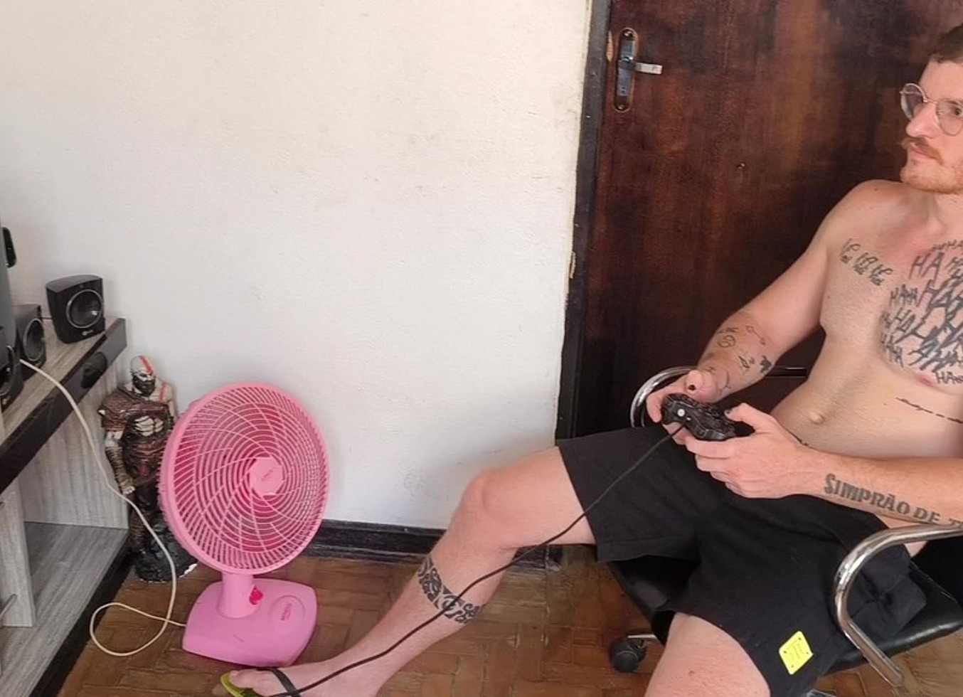 Nao Vai Jogar Video Game Vai Me Comer Gostoso