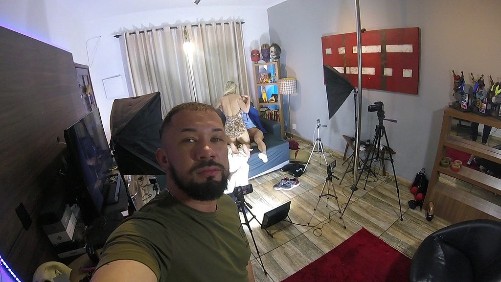 sem cortes, so foda tava sozinha e pediu uma rola no direct (Larissa Leite, Mr Matusalem, Natzinha Morena, Vagninho, Alex Victor) sem cortes, so foda tava sozinha e pediu uma rola no direct (Larissa Leite, Mr Matusalem, Natzinha Morena, Vagninho, Alex Victor)