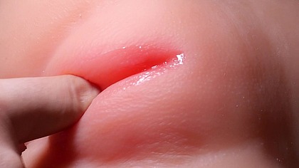 Sex close-up small video 3, finger picking her pussy,again