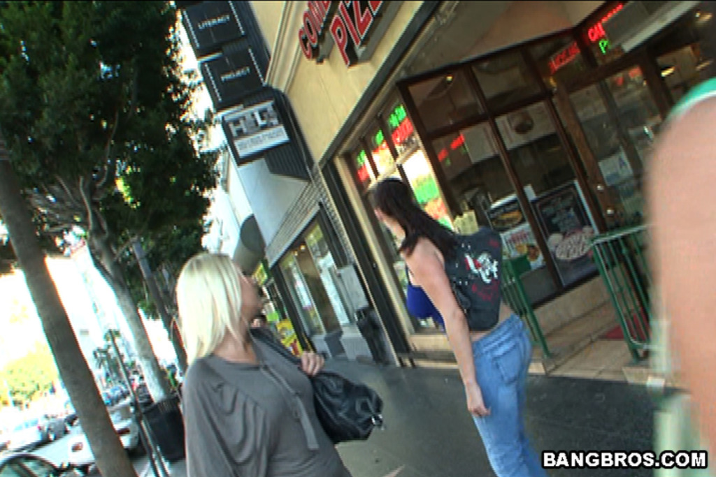 команда ебаных работает на голливудской полосе