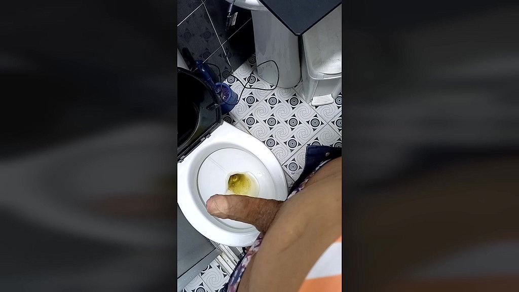 ts angelique - i m peeing and cum in my bathroom (Ts angelique) ts angelique - i m peeing and cum in my bathroom (Ts angelique)