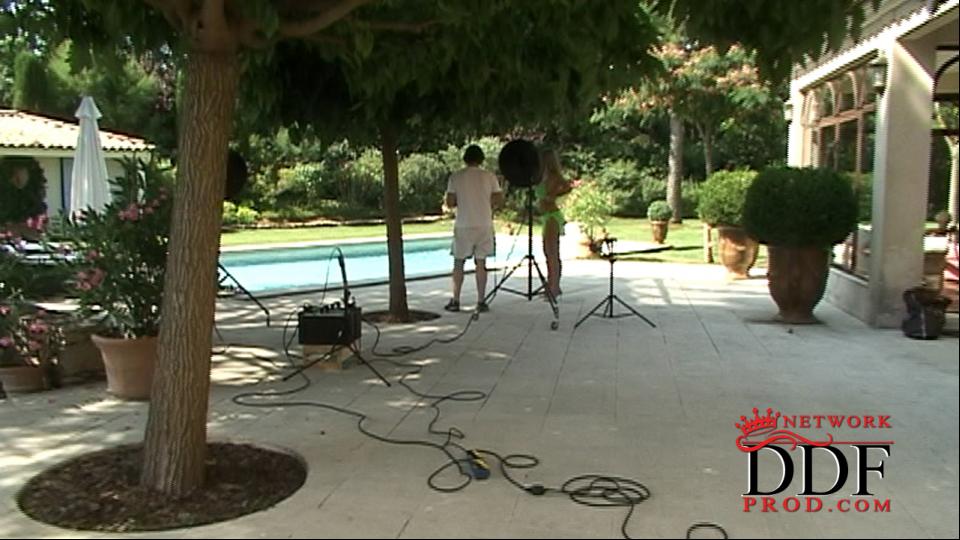 Busty Ines Cudna is teasing you!