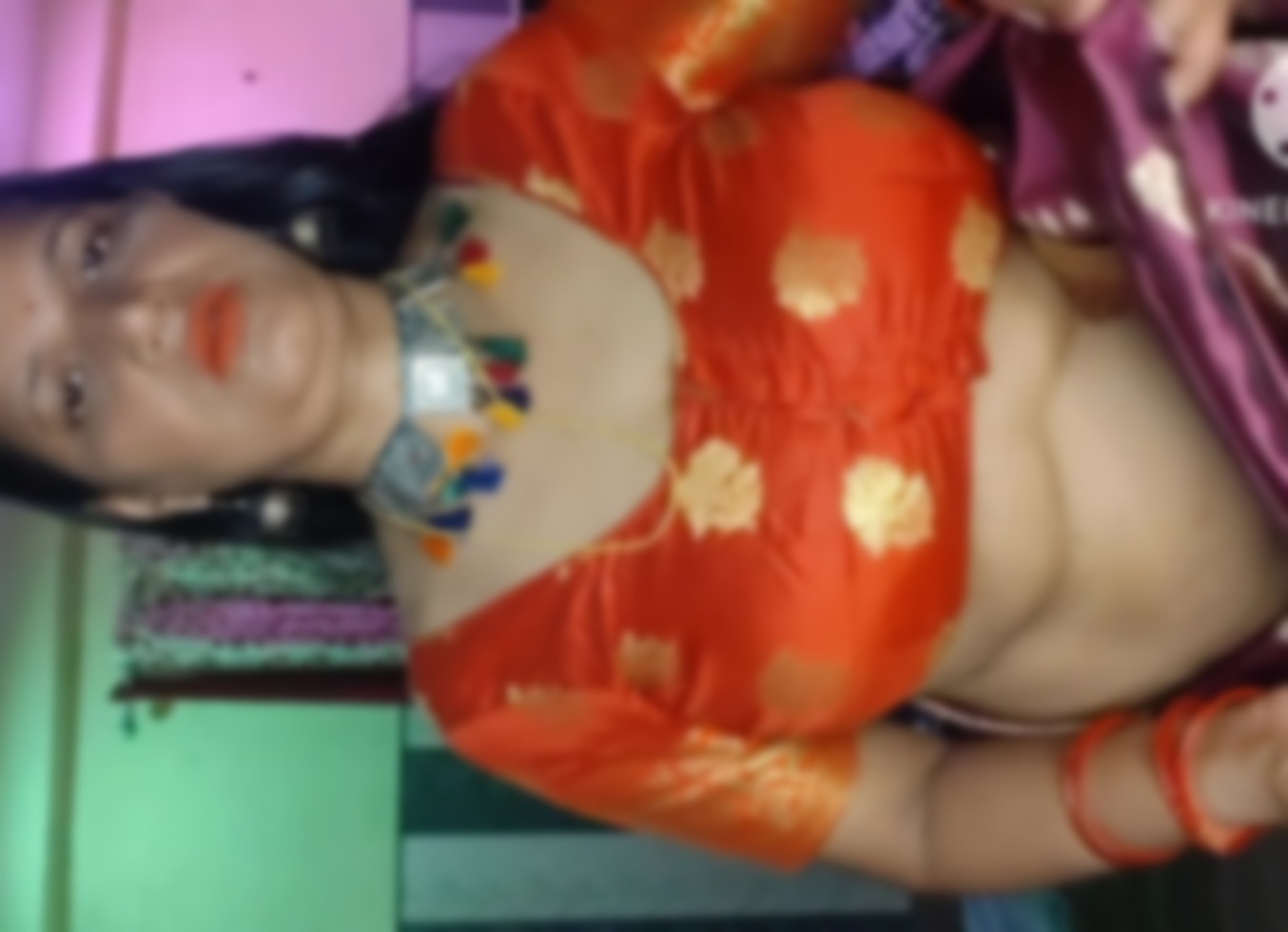 Baajaaruu Rnddii Ne Mujhe Apnaa Muut Pilaayaa