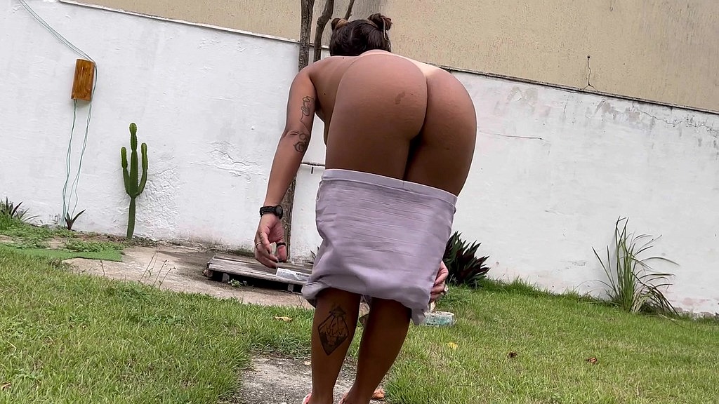 bath straight from the source and hard sex in the backyard (Lolah Vibe, Rock maia) bath straight from the source and hard sex in the backyard (Lolah Vibe, Rock maia)