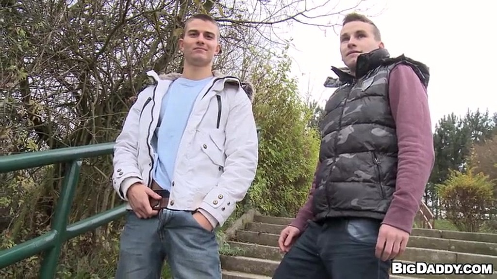 two sexy amateur studs fucking in public! (Diego, Jack) two sexy amateur studs fucking in public! (Diego, Jack)