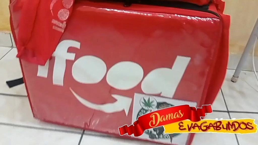 chamei o ifood para dividir minha mulher (Leo Ogro, Ana Clara Bintencourt) chamei o ifood para dividir minha mulher (Leo Ogro, Ana Clara Bintencourt)