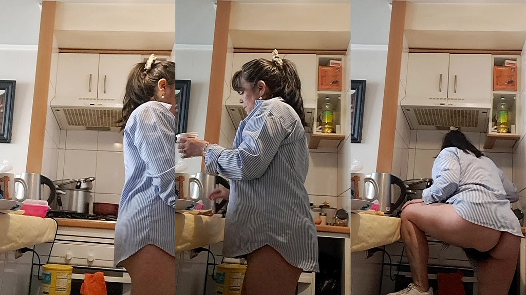 whore cooking without panties (Monsecarvajal) whore cooking without panties (Monsecarvajal)