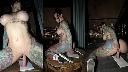 Dirty Converse Hardcore Dildo Fucking