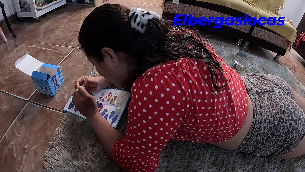 Sudoki3, Elbergaslocas: mi madrastra me regalo nuevos juguetes de lego y le enseno mi juguete, se emociona tanto por mi juguete sexual que follamos en el acto (AnalVids.com) mi madrastra me regalo nuevos juguetes de lego y le enseno mi juguete, se emociona tanto por mi juguete sexual que follamos en el acto (Sudoki3, Elbergaslocas)