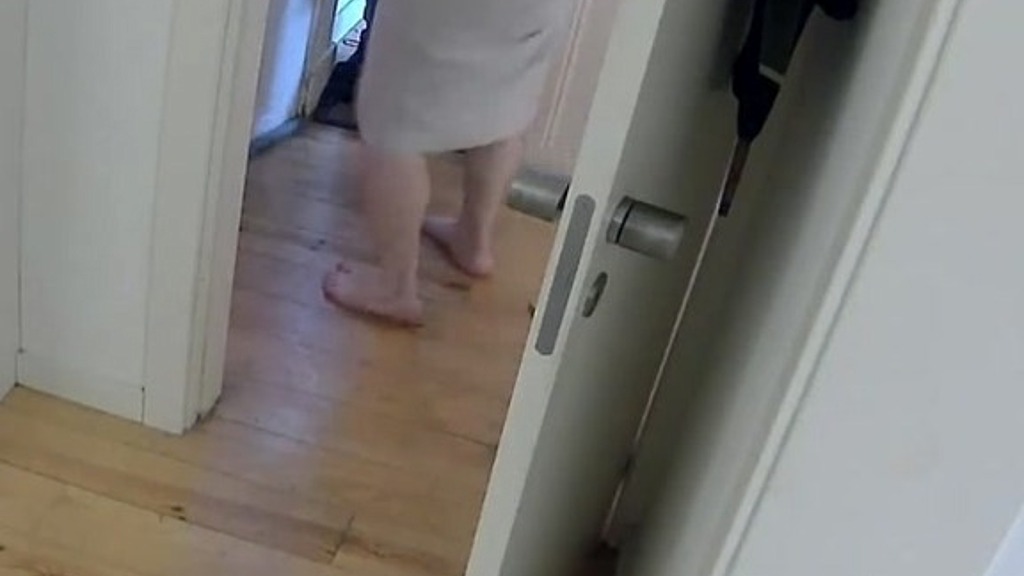 the delivery boy’s unexpected underwear casting call - full version of the 1st encounter (Biflatmate, Shyflatmate) the delivery boy’s unexpected underwear casting call - full version of the 1st encounter (Biflatmate, Shyflatmate)