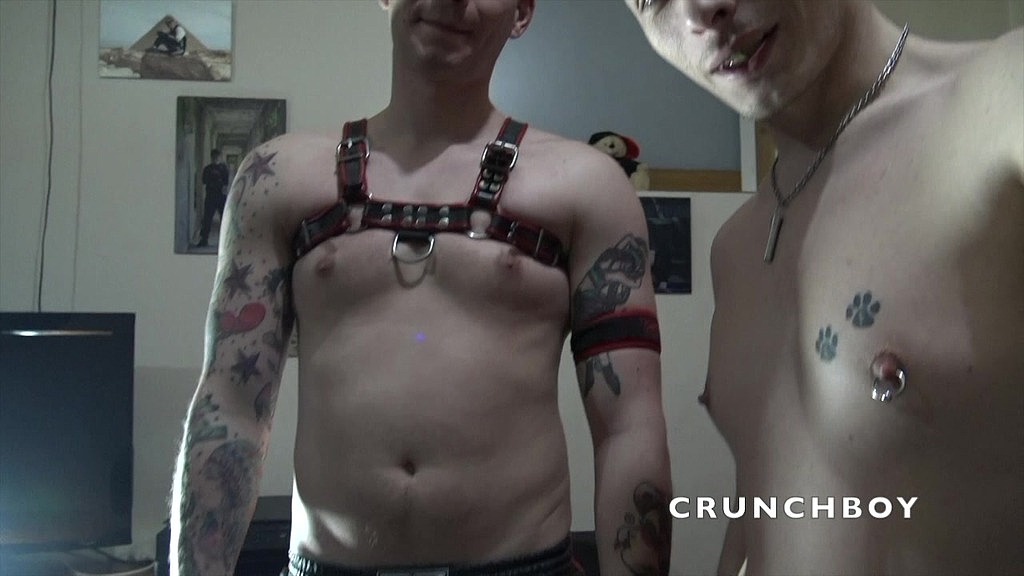 hetero baise son pote gay en mode bareback juste pour se vider les couilles (Crunch Aaronmaster, Fabien crunchfooteux, Lorenzo summers) hetero baise son pote gay en mode bareback juste pour se vider les couilles (Crunch Aaronmaster, Fabien crunchfooteux, Lorenzo summers)