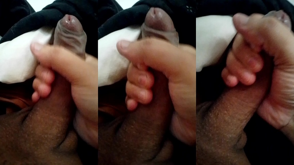 uncircumcised cock masturbation. february 8, 2026. (Frozen Zilch) uncircumcised cock masturbation. february 8, 2026. (Frozen Zilch)