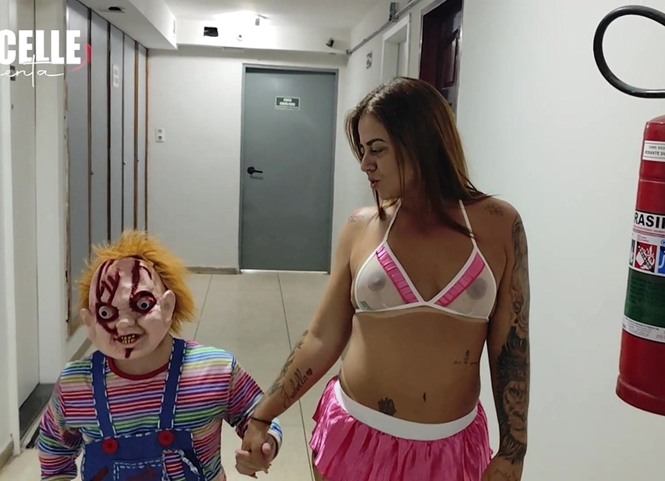 Achei O Chuck No Bloquinho De Carnaval E Fomos Terminar A Folia Em Casa! Com Anao Pitoco