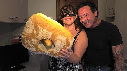 I'm Happy in the Sandwich