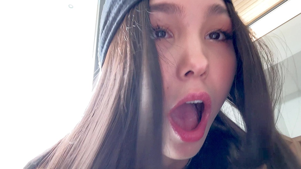 i went so deep into a 19-year-old korean girl that i felt her uterus with my tongue (Erema, KarinaLil) i went so deep into a 19-year-old korean girl that i felt her uterus with my tongue (Erema, KarinaLil)