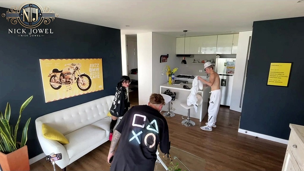 behind the scenes of the real porn scene 1 (PetrovaKath, MrNick, Tublancopapi 2) behind the scenes of the real porn scene 1 (PetrovaKath, MrNick, Tublancopapi 2)