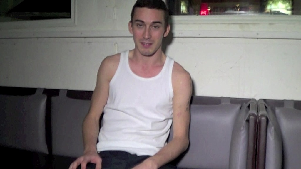 un hetero curieux de paris baise un gay pour une nouvelle experience sexuelle (Logan aballo, Marc Anthony) un hetero curieux de paris baise un gay pour une nouvelle experience sexuelle (Logan aballo, Marc Anthony)