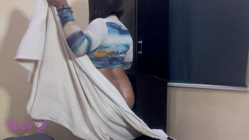 è pronto ad avermi (Jackson Fuck, Titi Babe) his ready to have me (Jackson Fuck, Titi Babe)