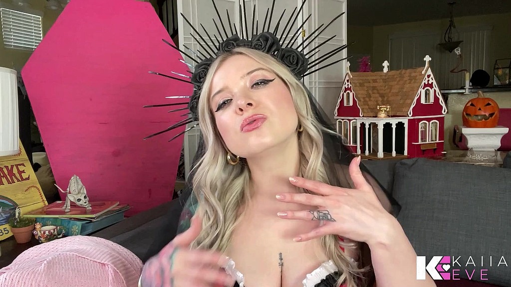 Закохавшись у блакитні очі богині: програма «Чуттєвий розум» (Кайя Єва) falling for blue goddess eyes : sensual mind program (Kaiia Eve)