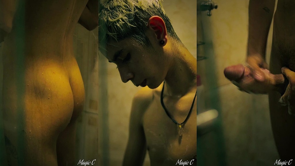Fan esclusivi, ragazzo dal cazzo grosso, sborra sotto la doccia (Magic C) fans exclusive big cock twink cum in the shower (Magic C)